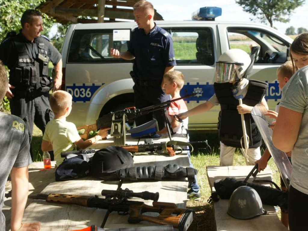 III wakacyjny piknik w Kąkolewnicy