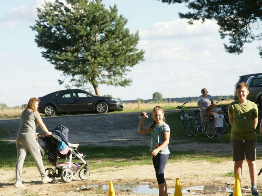 III wakacyjny piknik w Kąkolewnicy