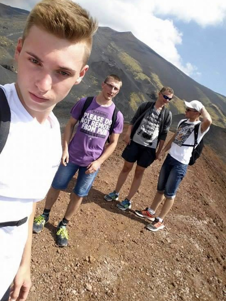 Wizyta na Etnie