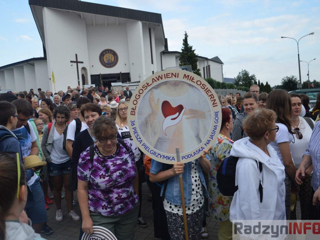 Pielgrzymka wyruszyła
