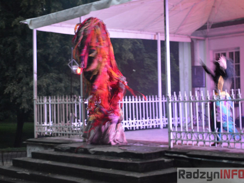Widowisko teatru ognia