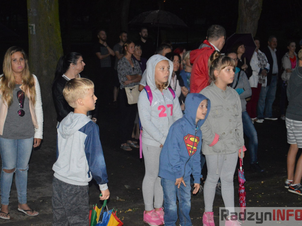 Widowisko teatru ognia