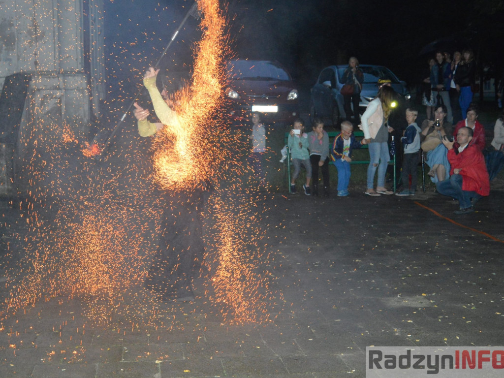 Widowisko teatru ognia