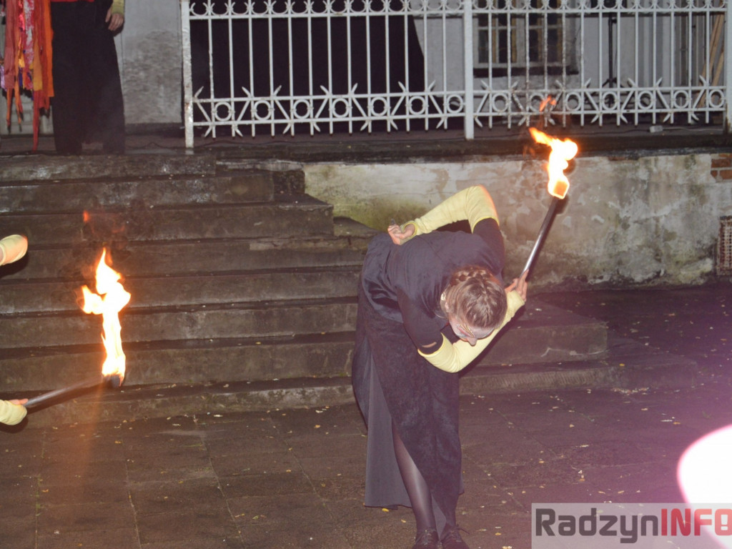 Widowisko teatru ognia