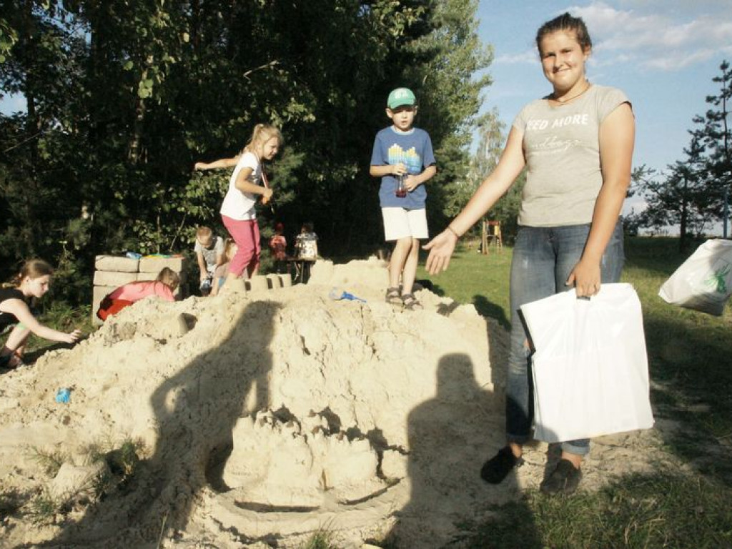Pracownicy PIP i KRUS na festynie w Kąkolewnicy