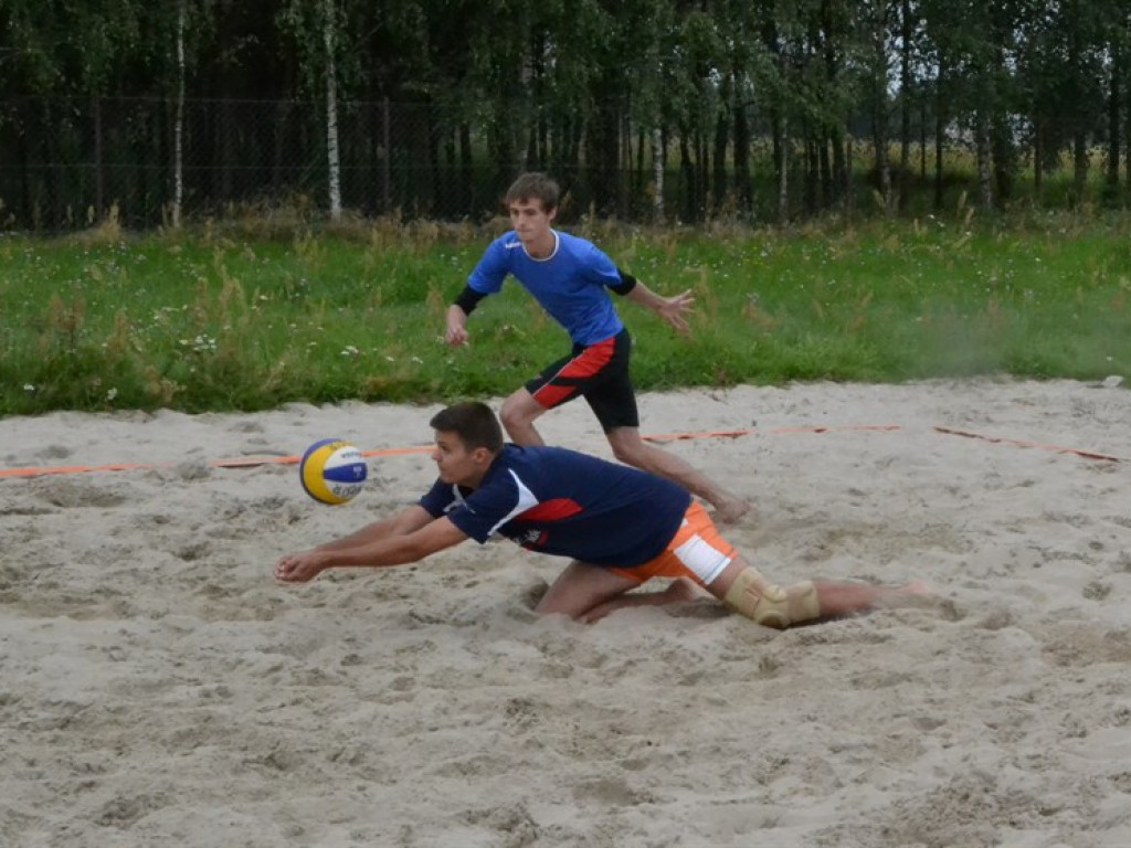Siedlanów miejscem 6. turnieju siatkówki plażowej