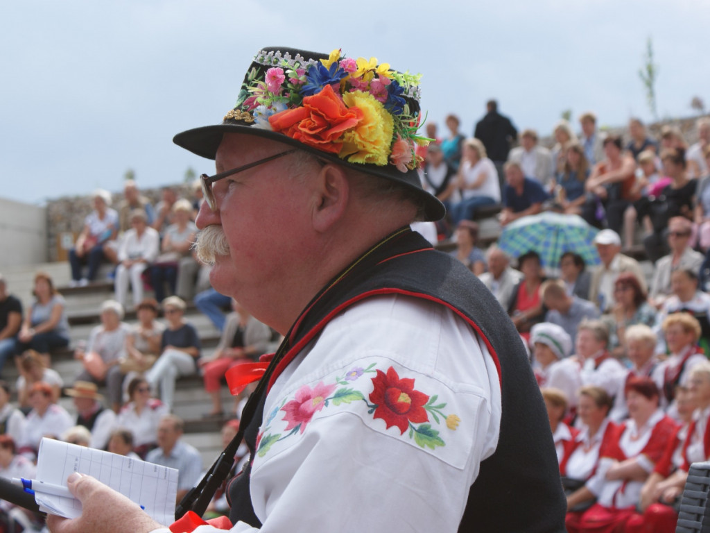 Wyjazd na I Festiwal Tradycji Ludowych  z LGD ZAPIECEK