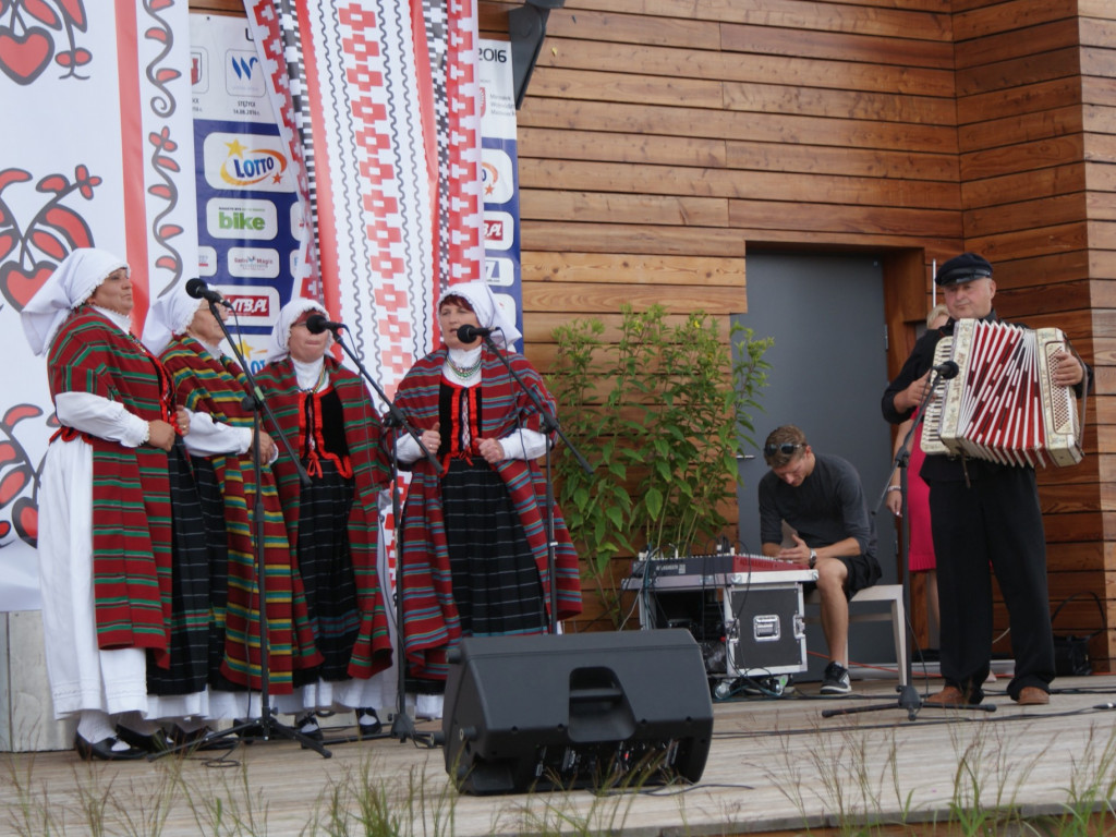 Wyjazd na I Festiwal Tradycji Ludowych  z LGD ZAPIECEK