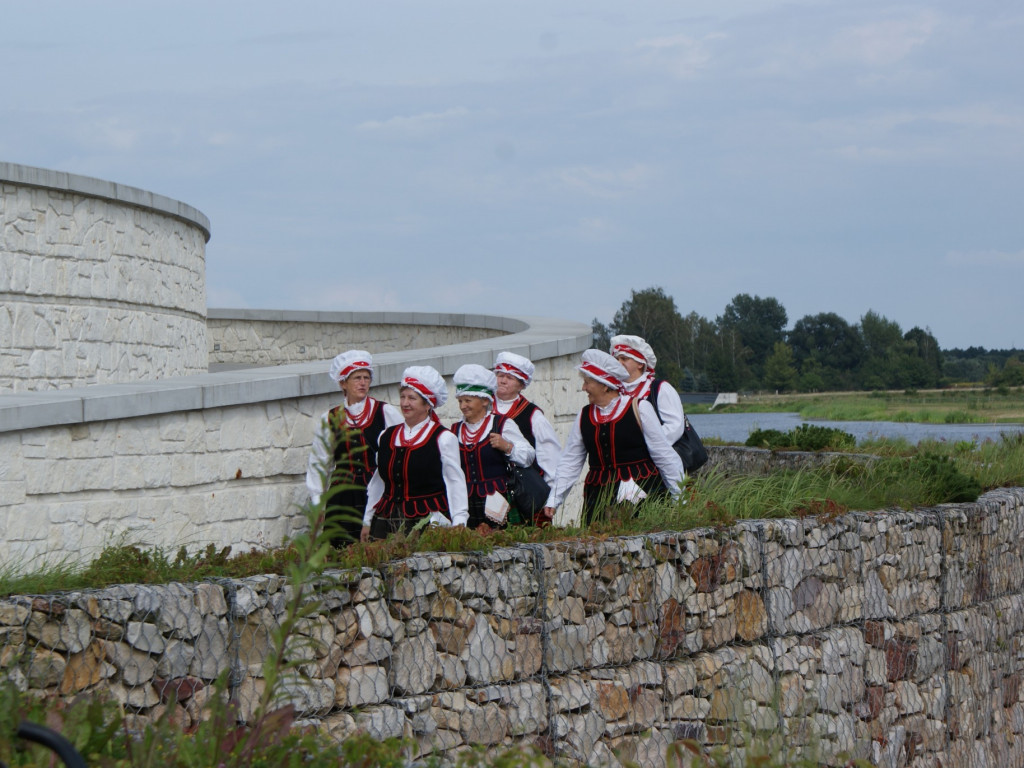 Wyjazd na I Festiwal Tradycji Ludowych  z LGD ZAPIECEK