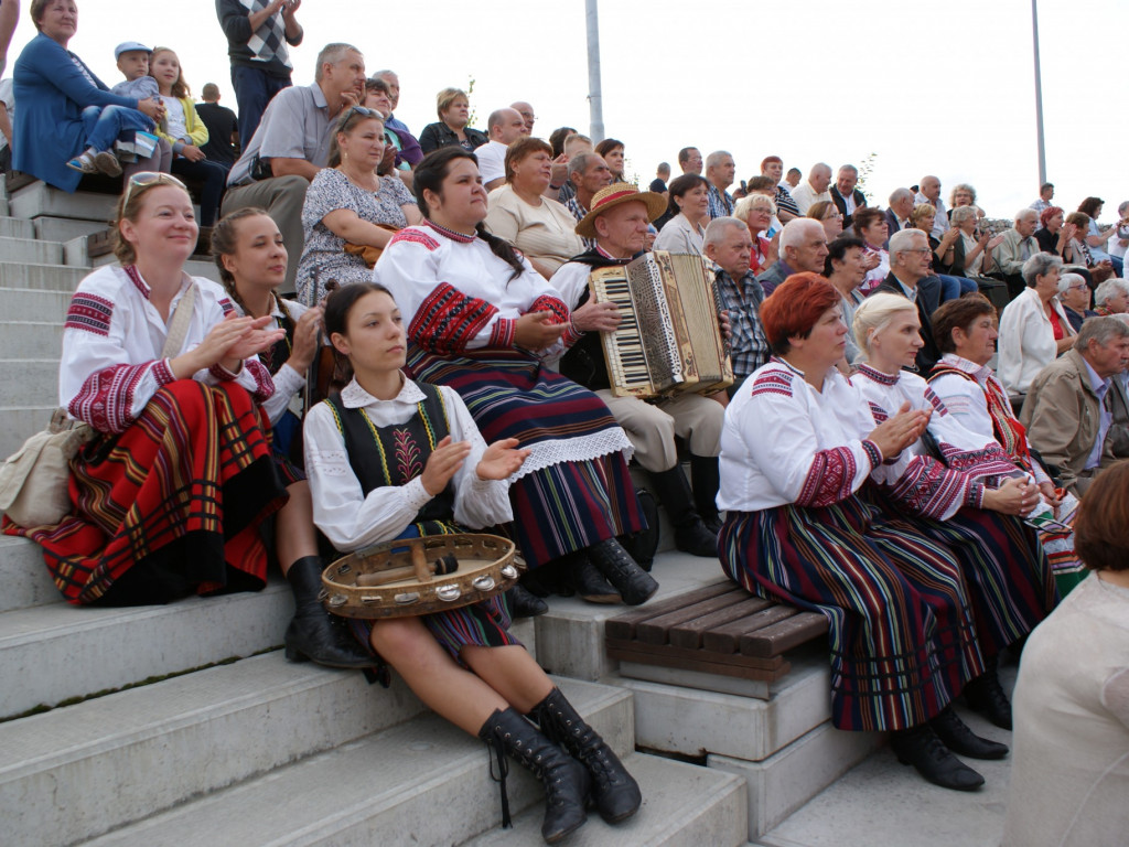 Wyjazd na I Festiwal Tradycji Ludowych  z LGD ZAPIECEK