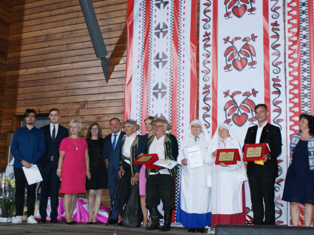 Wyjazd na I Festiwal Tradycji Ludowych  z LGD ZAPIECEK