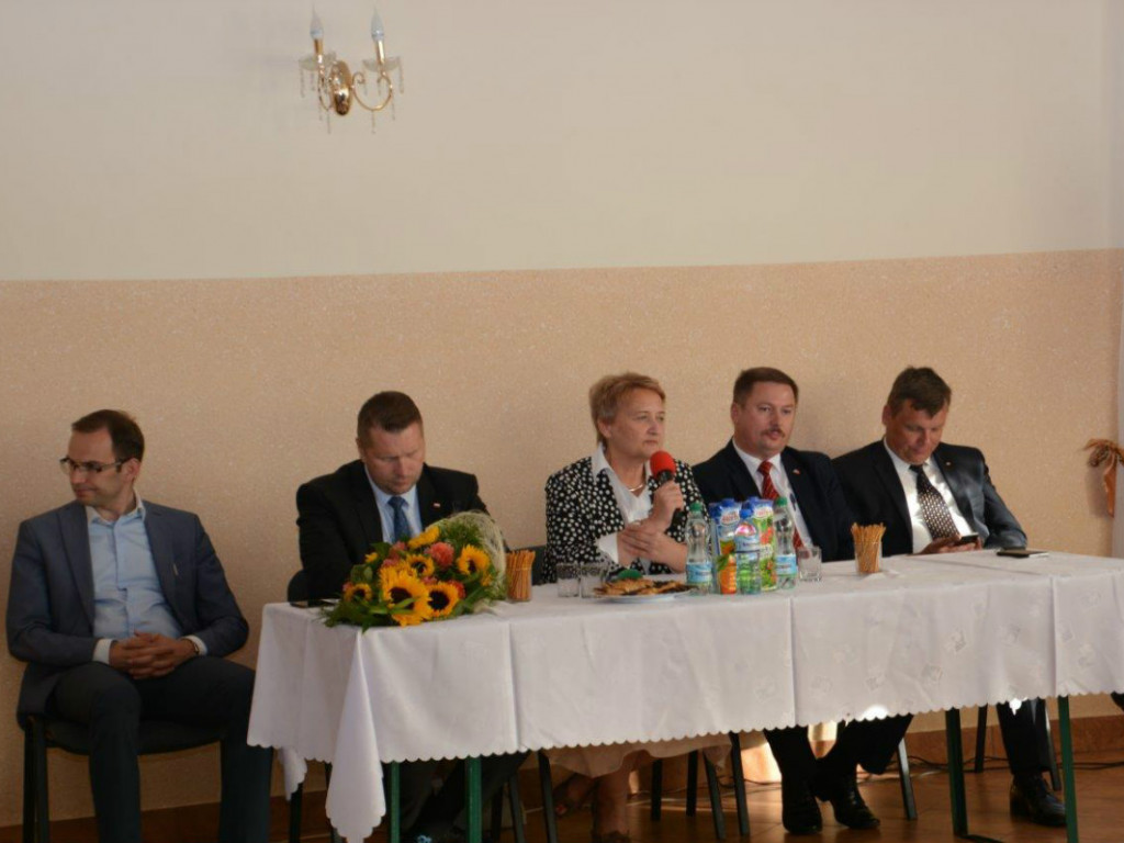 Spotkanie wiceministra rolnictwa Ewy Lech z rolnikami gminy Radzyń Podlaski