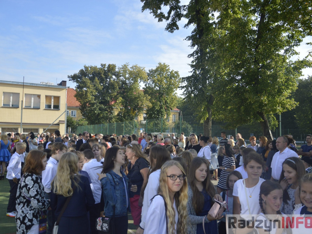 Początek roku szkolnego w Szkole Podstawowej Nr 1