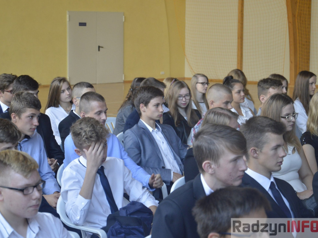 Tradycja i nowoczesność - pierwszy dzień szkoły w I LO