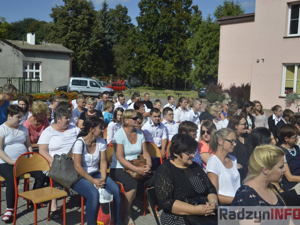 Współpraca kluczem do sukcesu, czyli  nowy rok szkolny w SOSW
