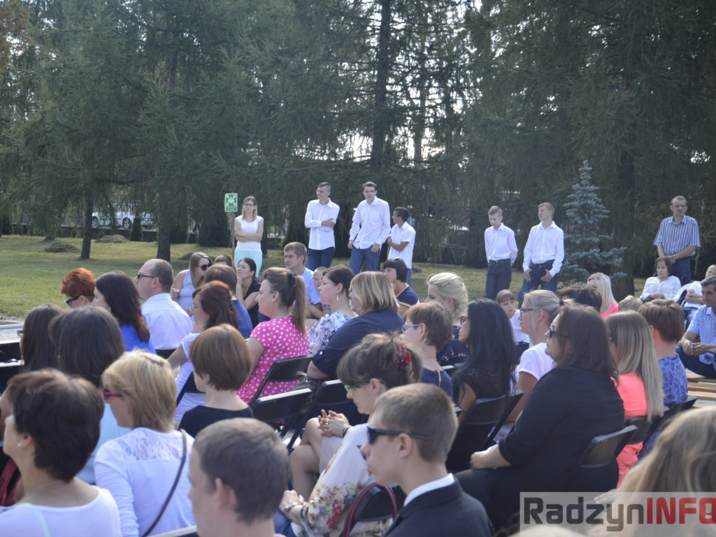 Współpraca kluczem do sukcesu, czyli  nowy rok szkolny w SOSW