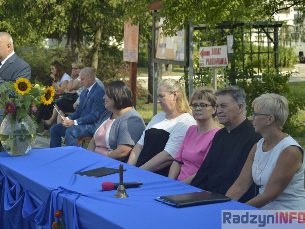 Współpraca kluczem do sukcesu, czyli  nowy rok szkolny w SOSW