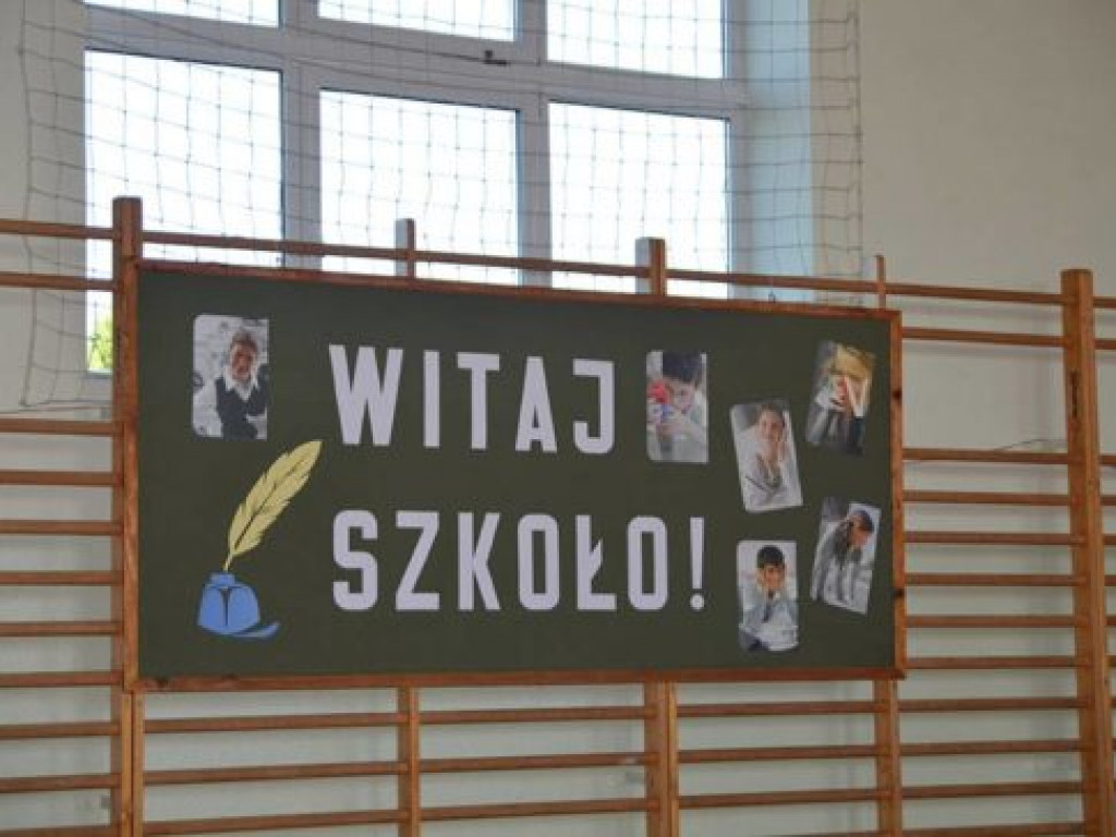 Początek nauki w Zespole Szkół w Białej