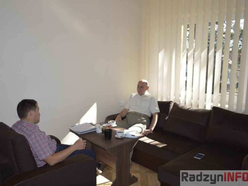 Trzeba wyznaczać sobie cele - wywiad z wójtem Gminy Borki, Radosławem Sałatą (cz. I)