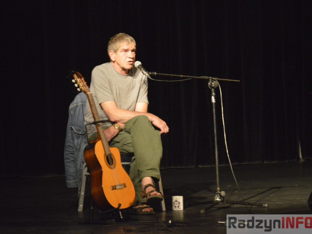 Aktor Lech Dyblik o walce z alkoholizmem