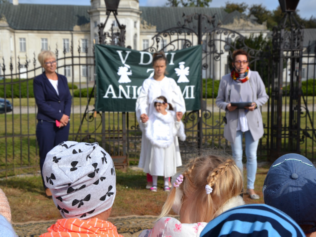 Orszak życzliwych aniołów przeszedł ulicami Radzynia