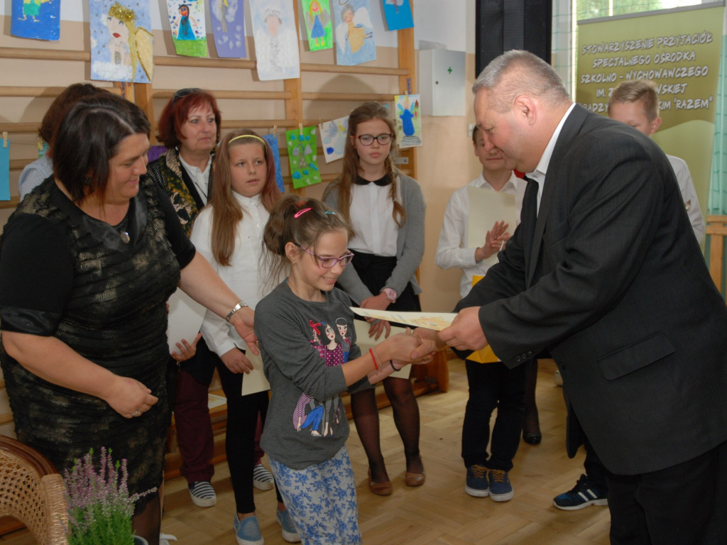 Dni z Aniołami w SOSW - rozstrzygnięcie konkursów plastycznego i literackiego