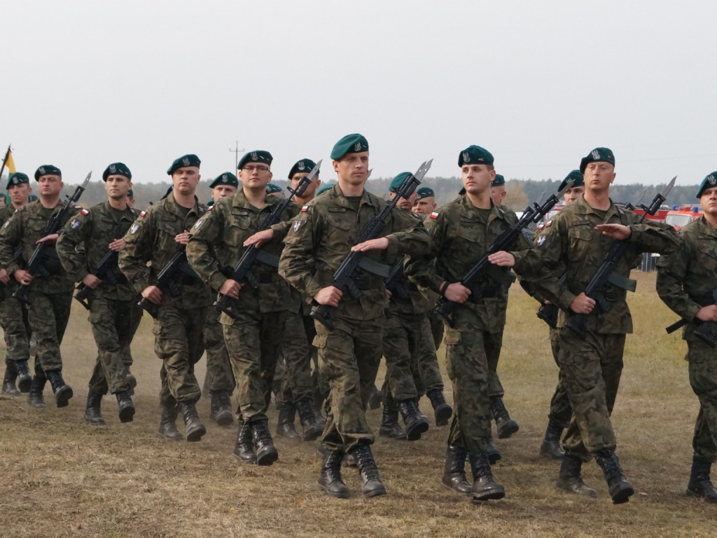 Parada kawaleryjska w 77. rocznicę bitwy pod Kockiem