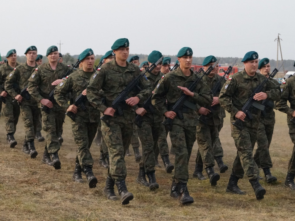 Parada kawaleryjska w 77. rocznicę bitwy pod Kockiem