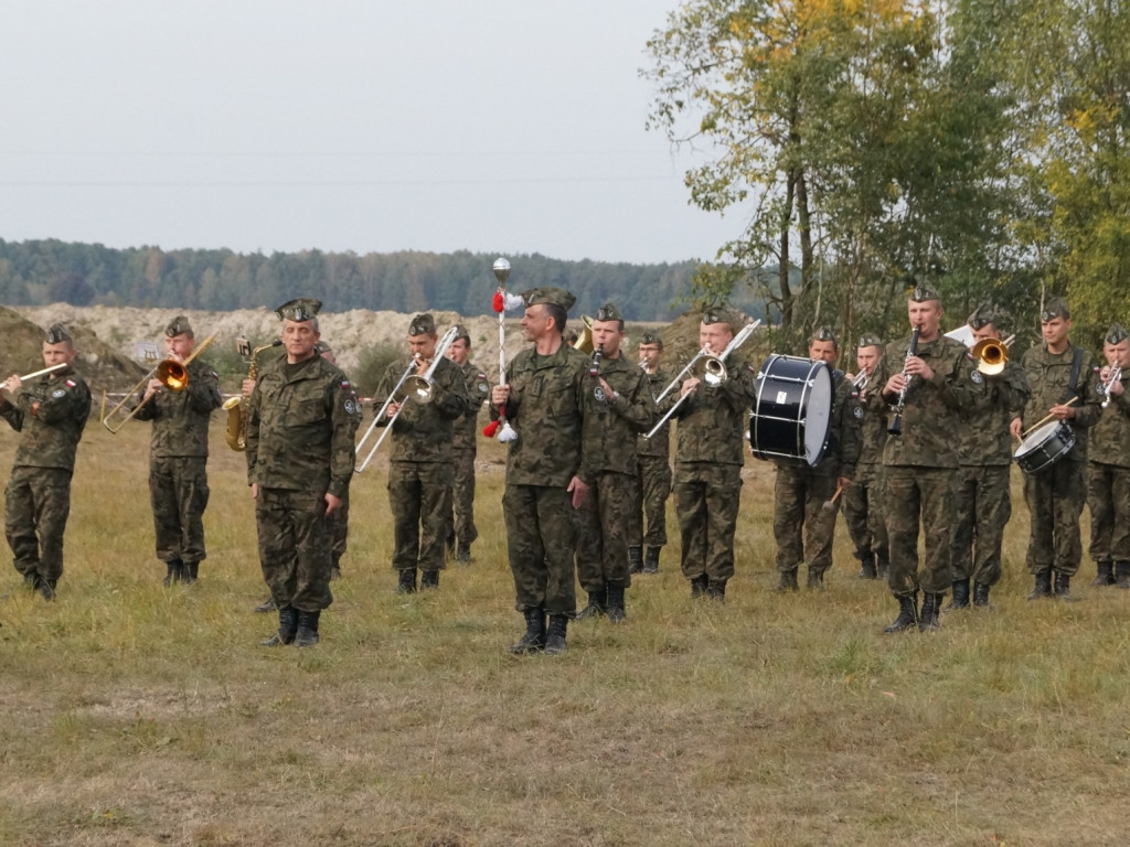 Parada kawaleryjska w 77. rocznicę bitwy pod Kockiem