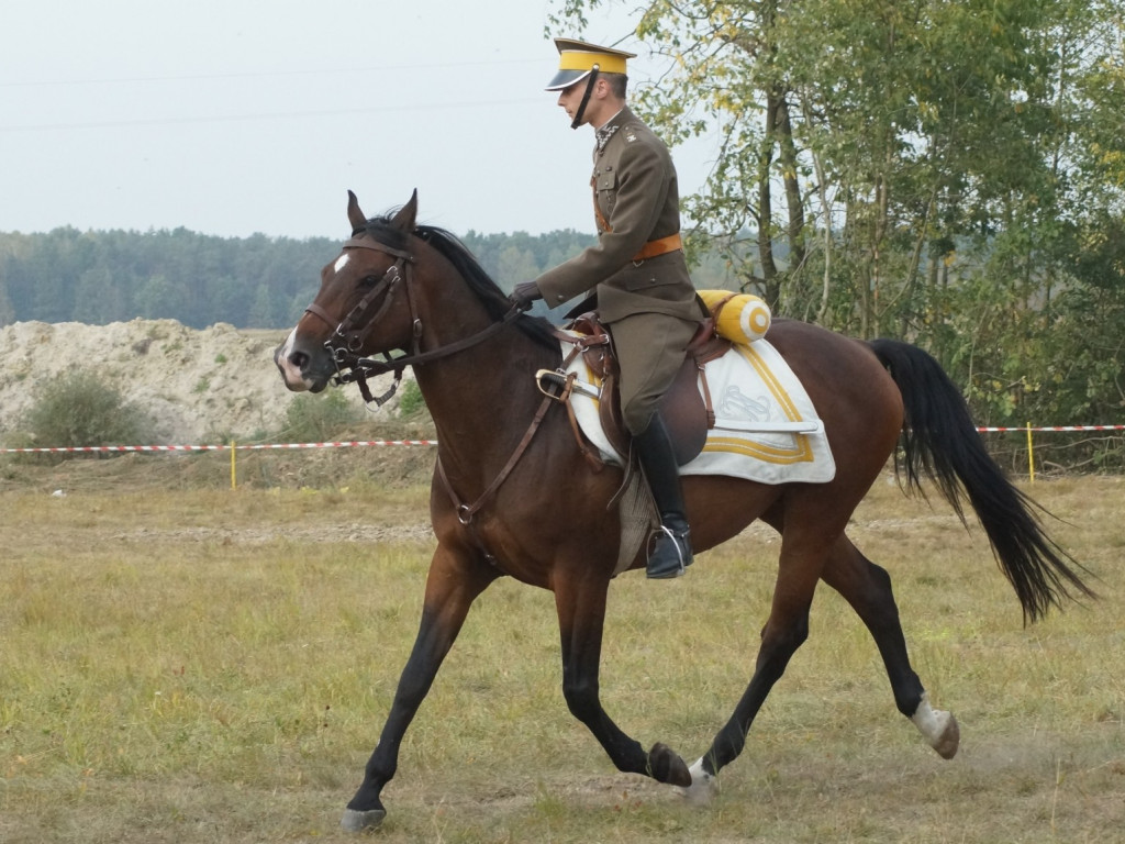 Parada kawaleryjska w 77. rocznicę bitwy pod Kockiem