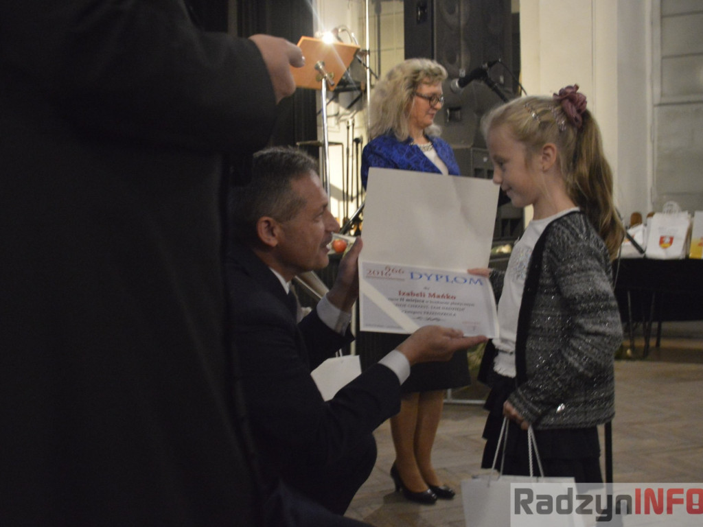 Laureaci konkursów nagrodzeni