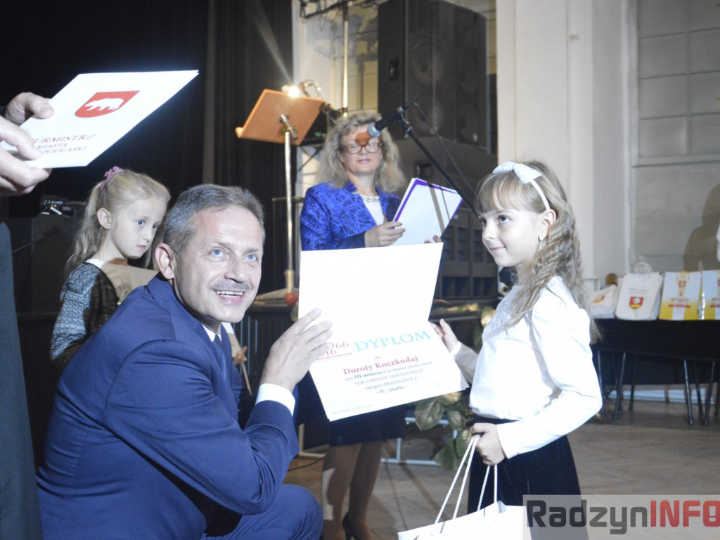 Laureaci konkursów nagrodzeni