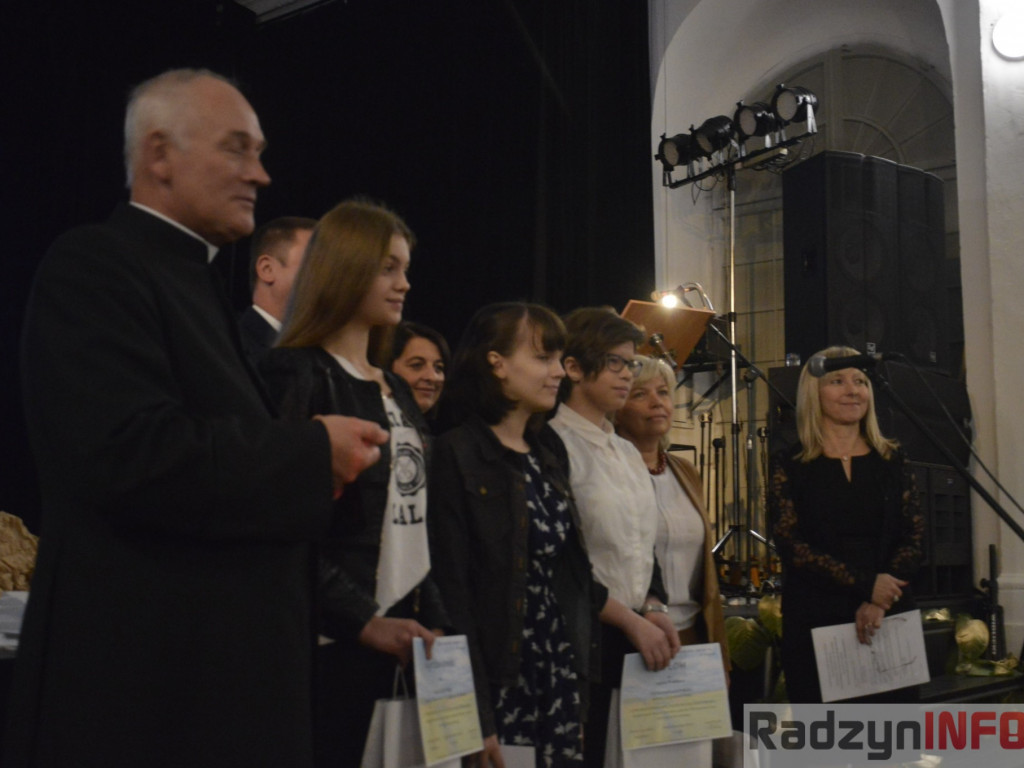 Laureaci konkursów nagrodzeni