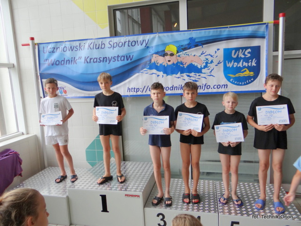 Radzyniacy w  IV rundzie Ligi Pływackiej 