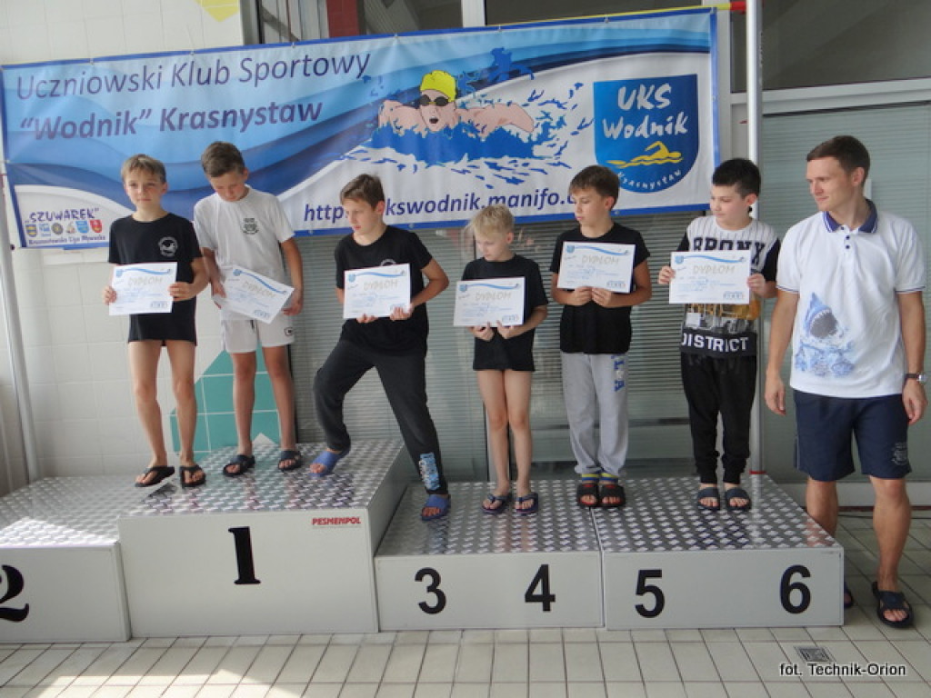 Radzyniacy w  IV rundzie Ligi Pływackiej 