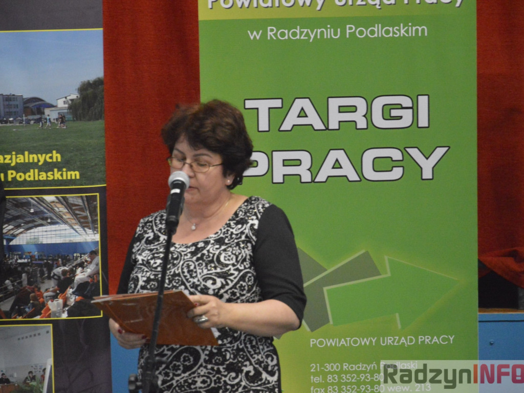 Zobaczyć młodzież w polskich zakładach pracy, a nie na lotniskach - Targi Pracy w ZSP