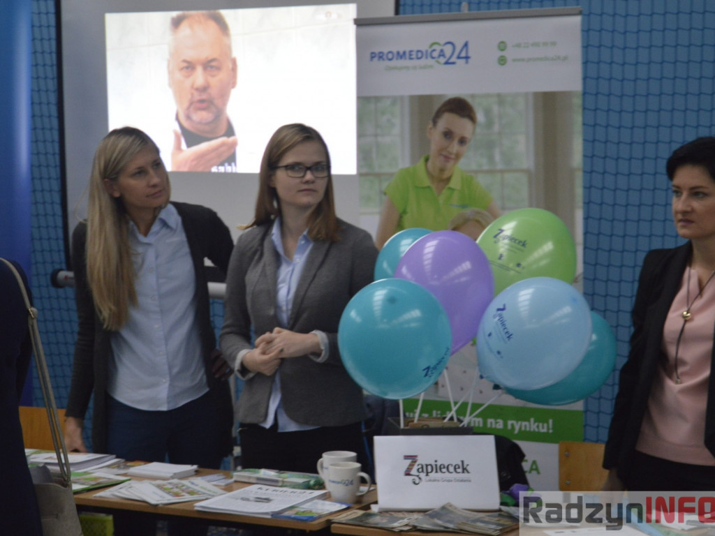 Zobaczyć młodzież w polskich zakładach pracy, a nie na lotniskach - Targi Pracy w ZSP