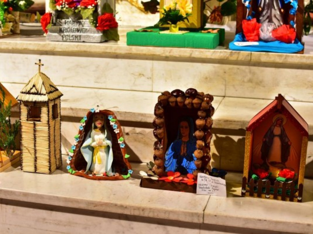 Kapliczki dla Matki Bożej