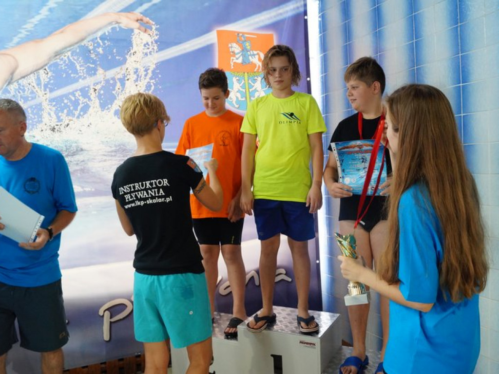 Radzyńscy pływacy na zawodach w Lubartowie