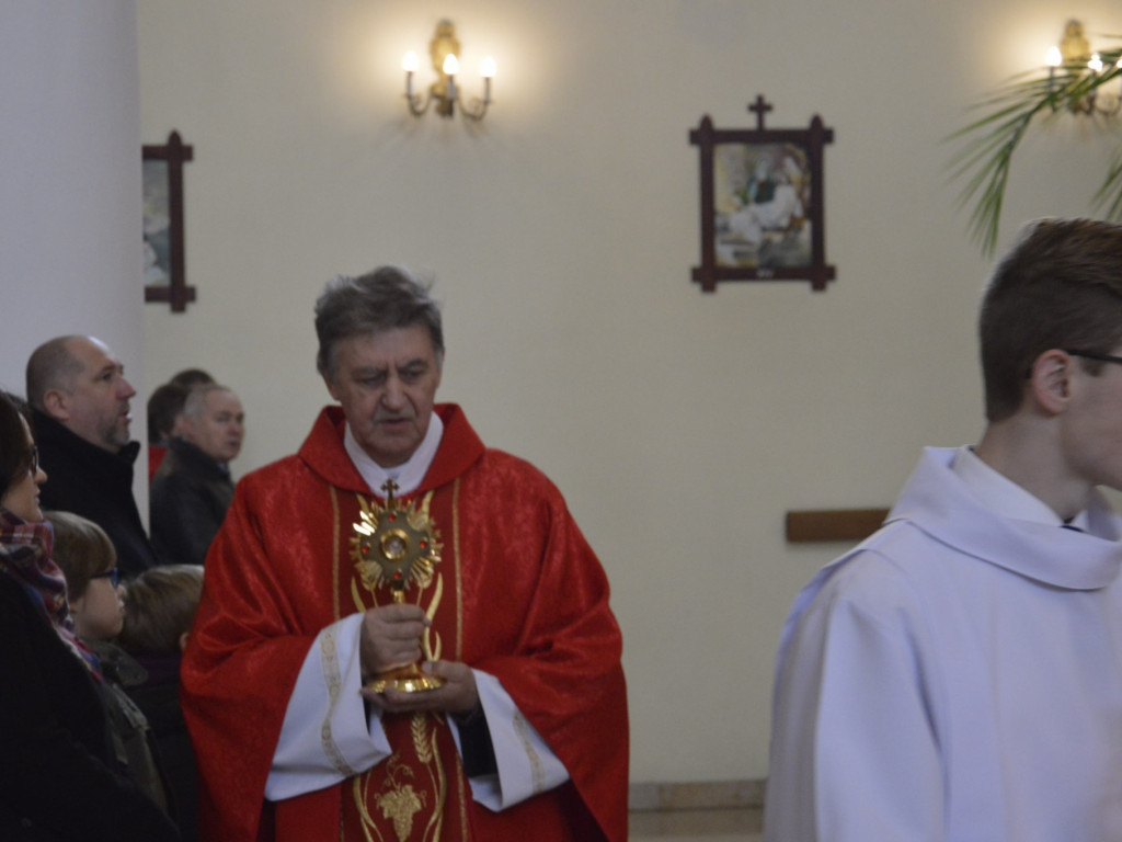 Relikwie bł. ks. Jerzego Popiełuszki w kościele pw. Bł. Męczenników Podlaskich