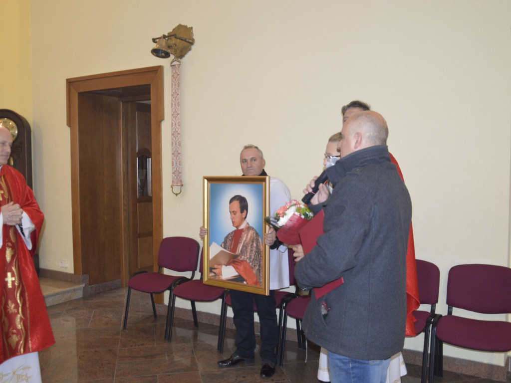 Relikwie bł. ks. Jerzego Popiełuszki w kościele pw. Bł. Męczenników Podlaskich