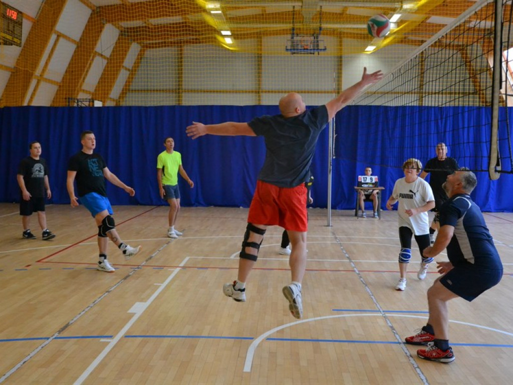 Radzyńska Liga Siatkówki im. Zdzisława Gmura rozpoczęta