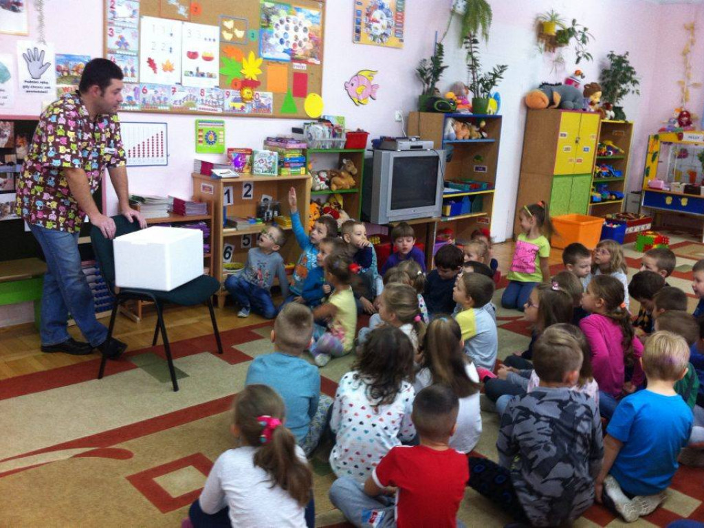 Wizyta weterynarza w przedszkolu na Reja