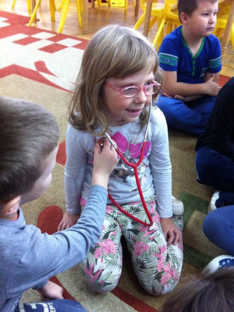 Wizyta weterynarza w przedszkolu na Reja