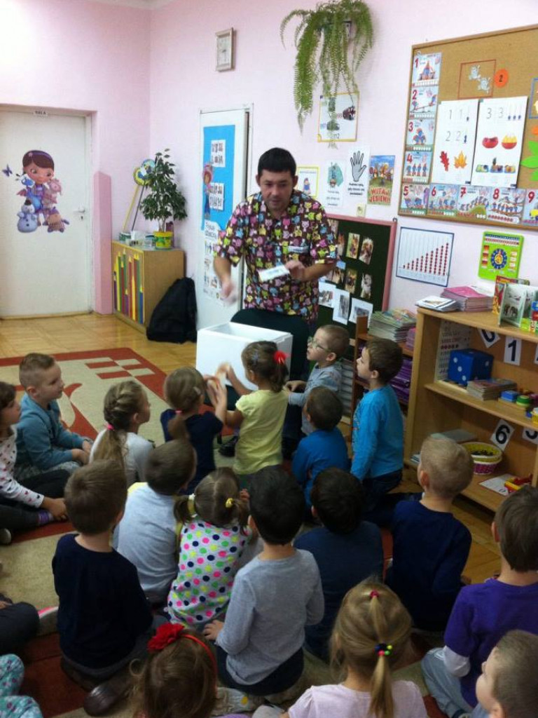 Wizyta weterynarza w przedszkolu na Reja