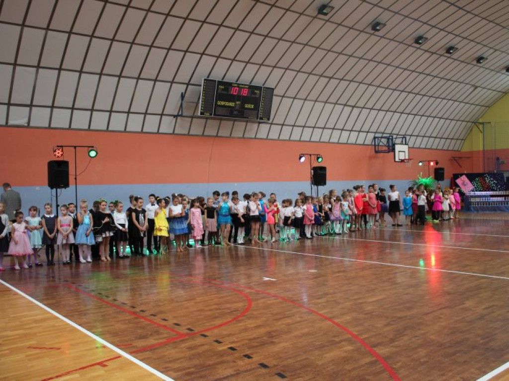 Taniec rządził w Komarówce