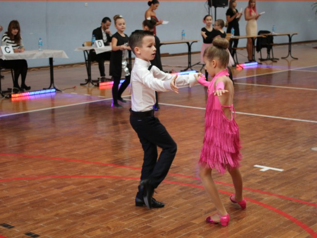 Taniec rządził w Komarówce