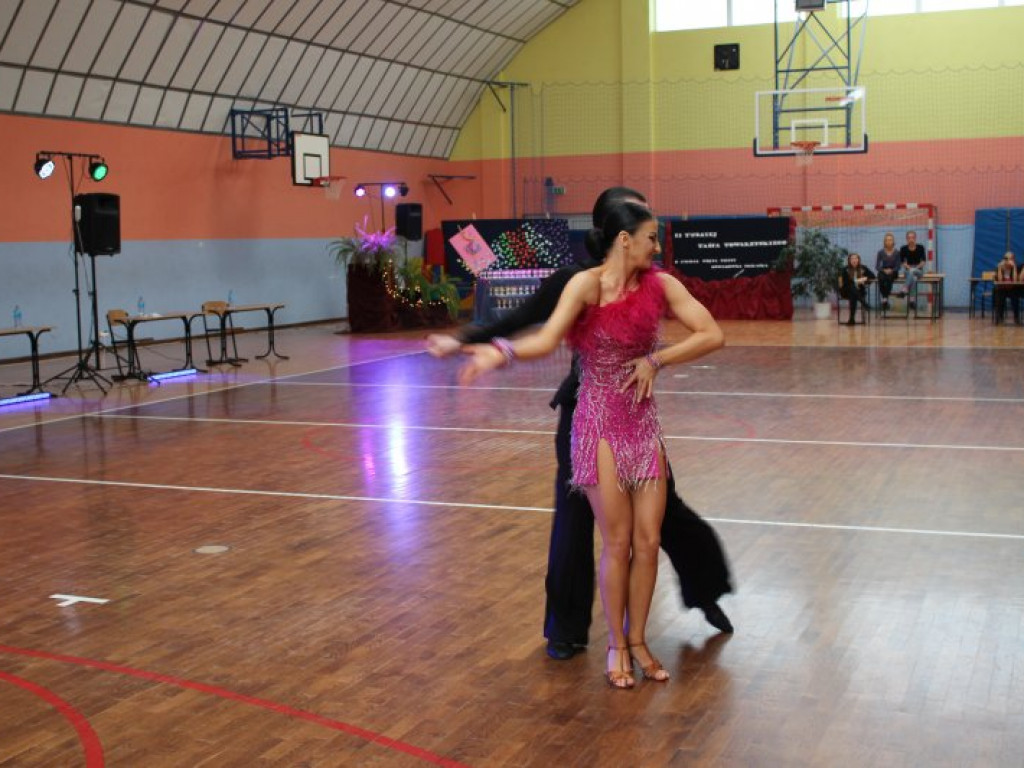 Taniec rządził w Komarówce