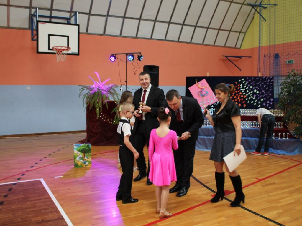 Taniec rządził w Komarówce