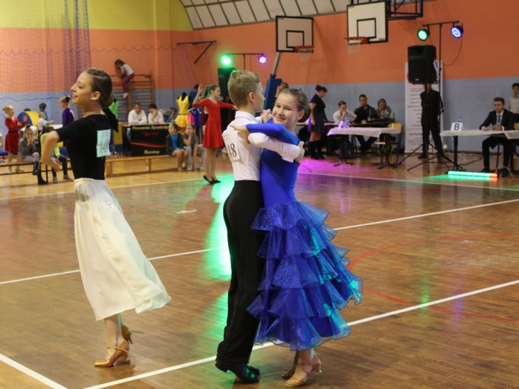 Taniec rządził w Komarówce